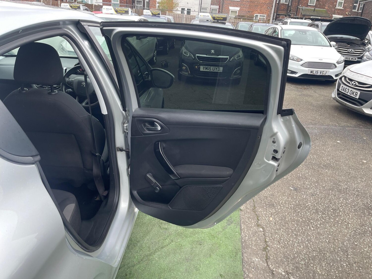 Used Peugeot 208 for sale - 77598840: Photo 23