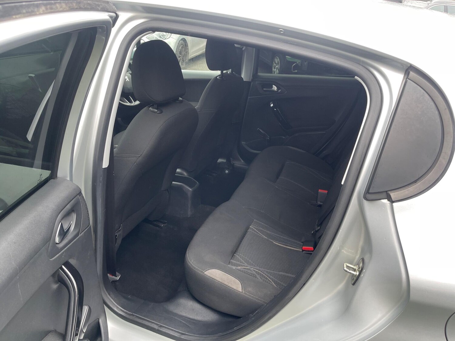 Used Peugeot 208 for sale - 77598840: Photo 27