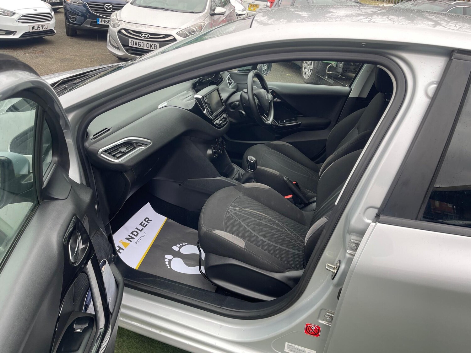 Used Peugeot 208 for sale - 77598840: Photo 29