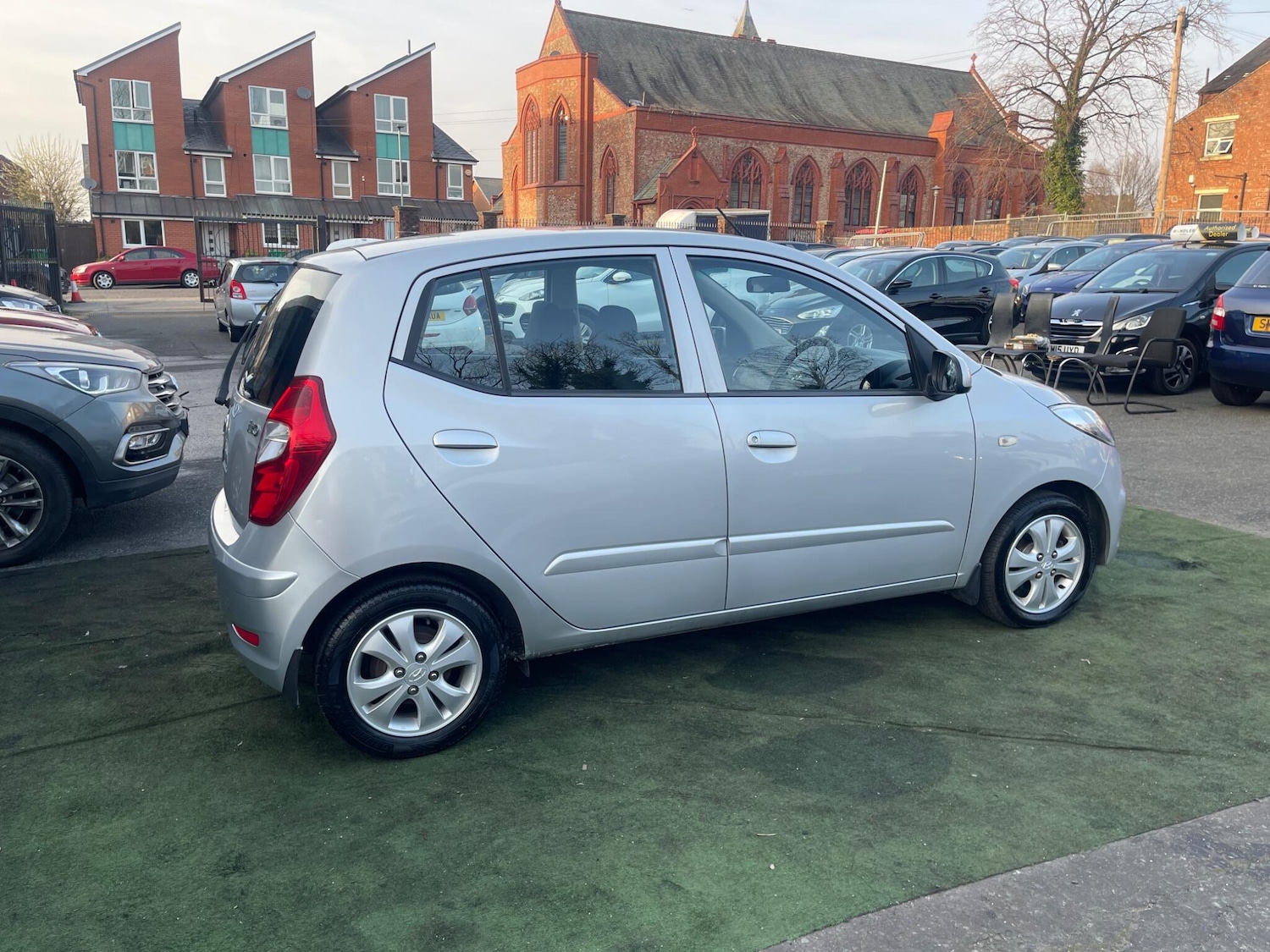 Used Hyundai i10 2012 for sale - 77978035: Photo 9