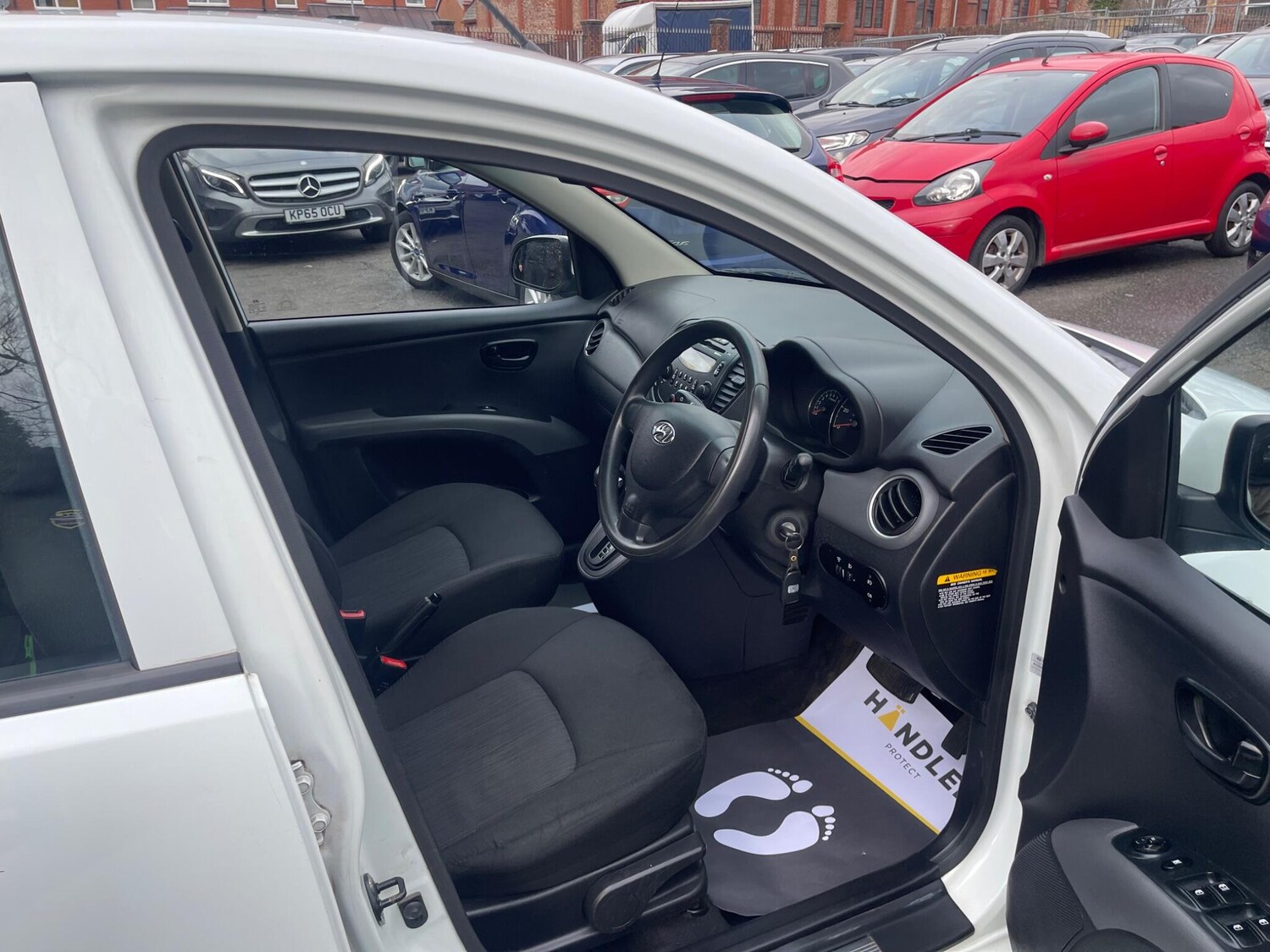 Used Hyundai i10 for sale - 77633463: Photo 19