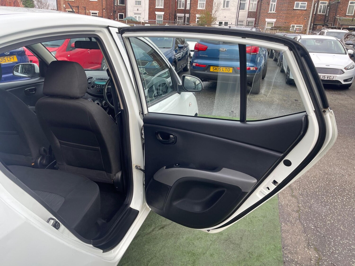 Used Hyundai i10 for sale - 77633463: Photo 23