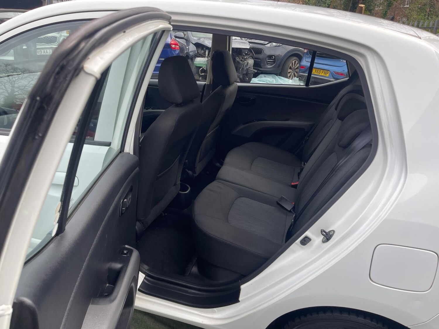 Used Hyundai i10 for sale - 77633463: Photo 26