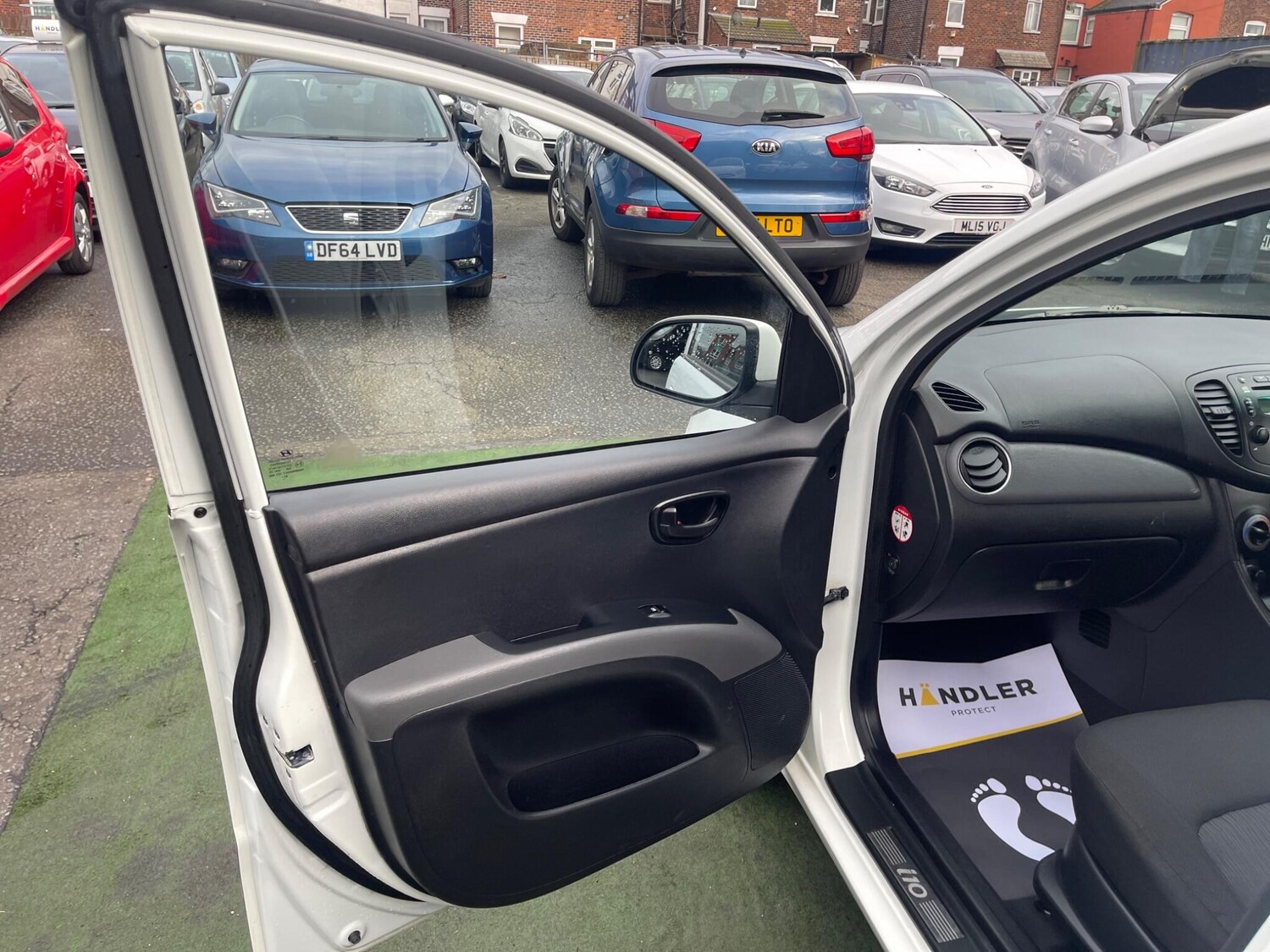 Used Hyundai i10 for sale - 77633463: Photo 28