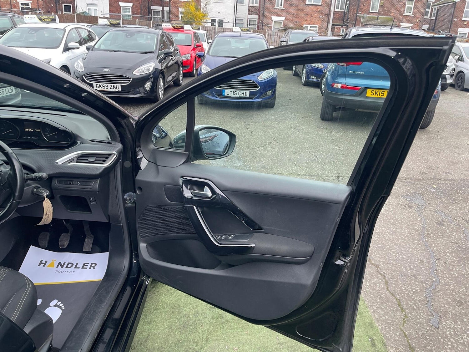 Used Peugeot 208 2018 for sale - 77793520: Photo 19