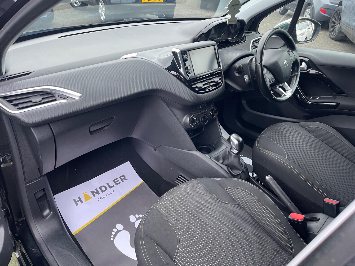 Used Peugeot 208 2018 for sale - 77793520: Photo 26