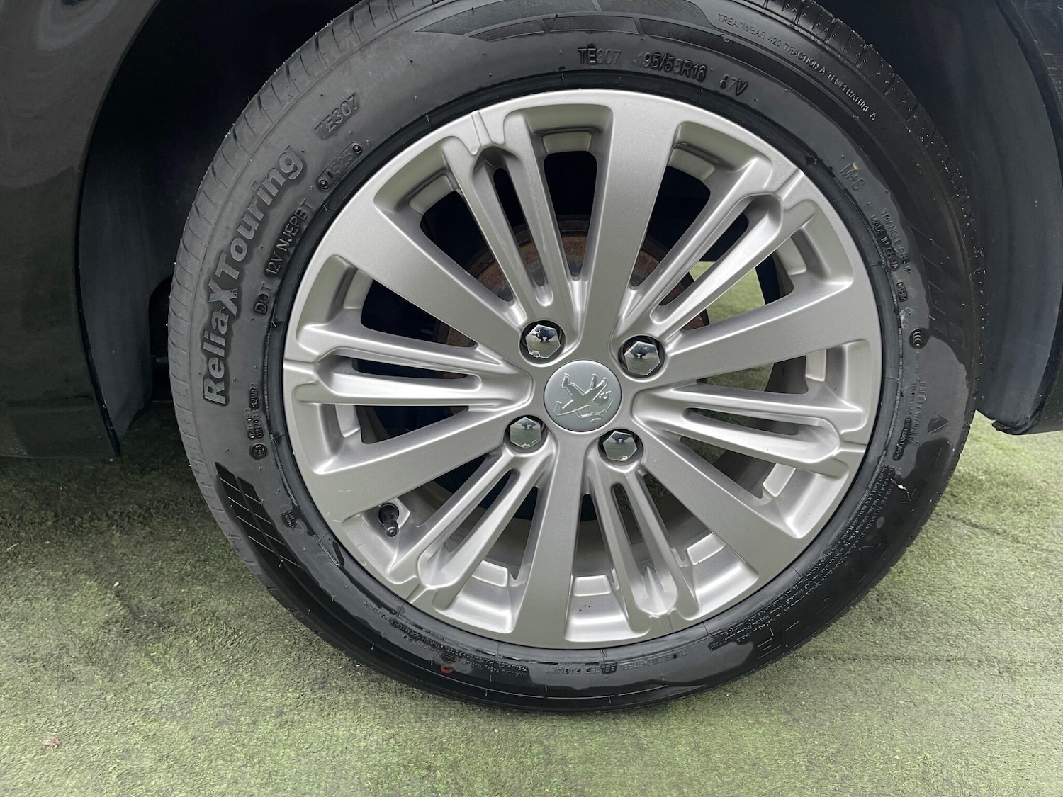 Used Peugeot 208 2018 for sale - 77793520: Photo 41