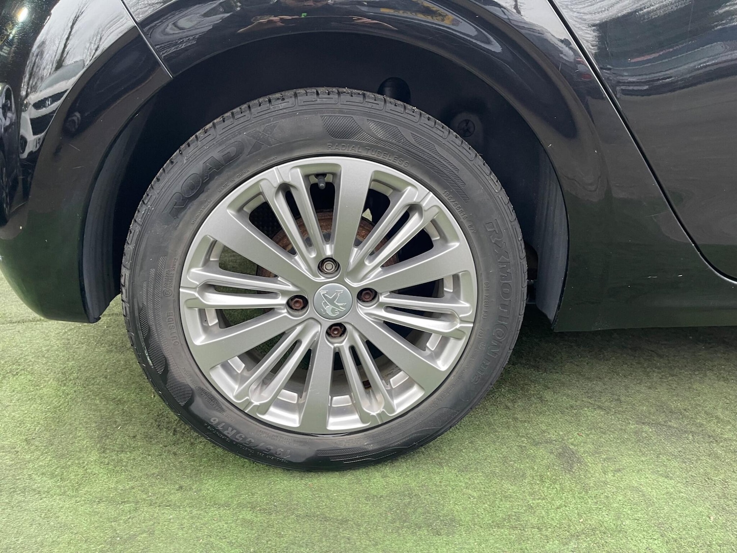 Used Peugeot 208 2018 for sale - 77793520: Photo 42