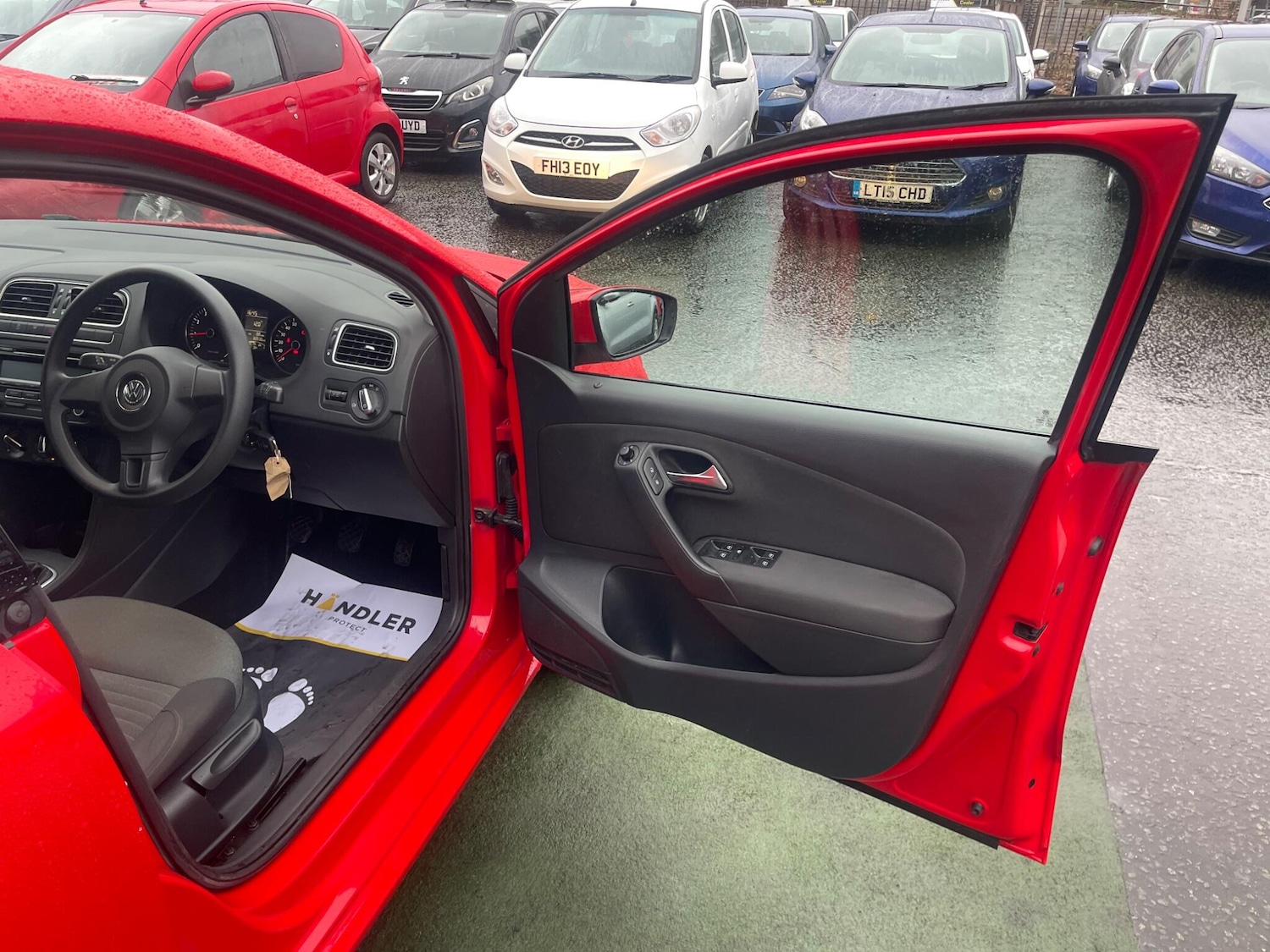 Used Volkswagen Polo 2011 for sale - 77695898: Photo 23