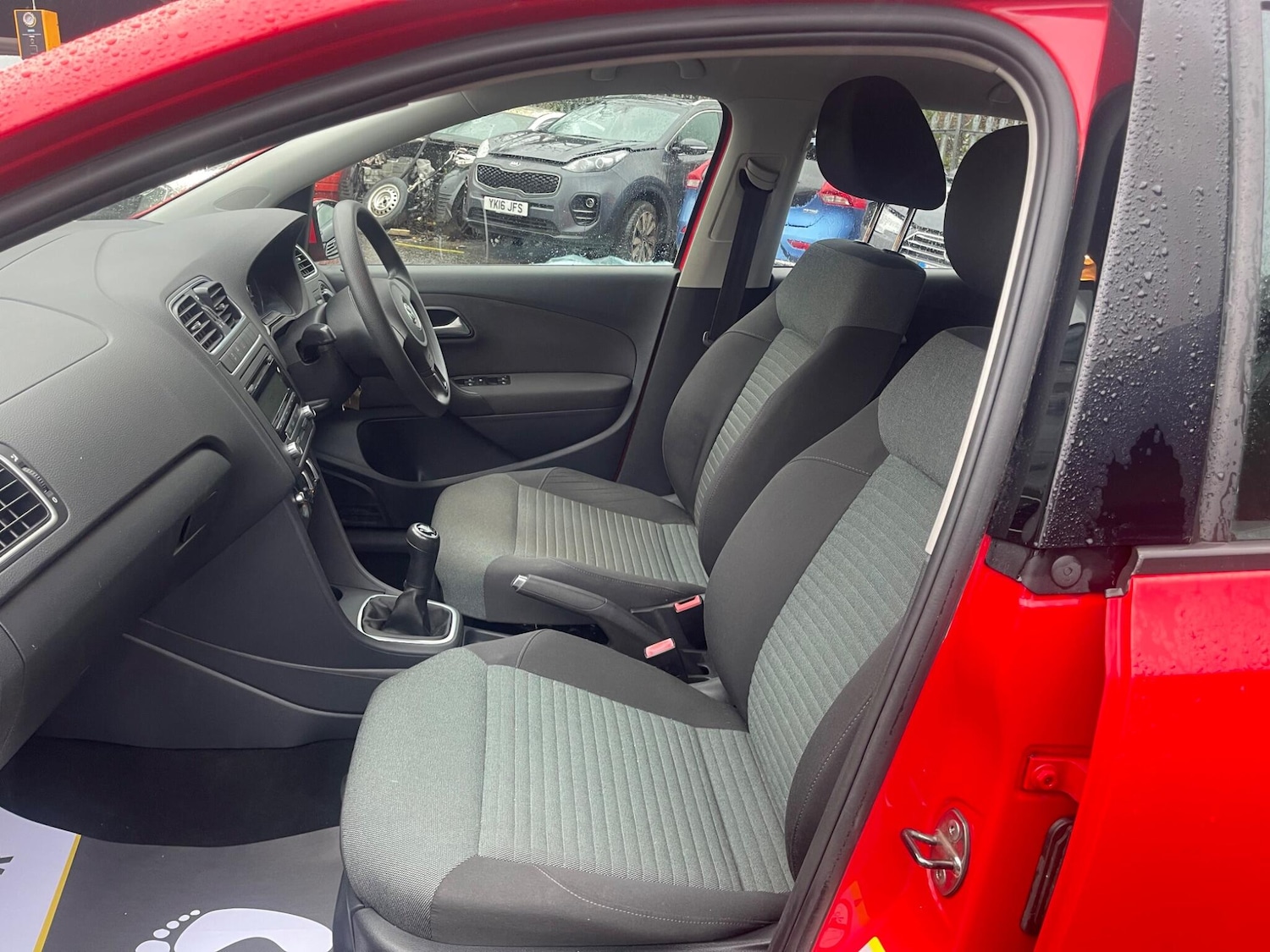 Used Volkswagen Polo 2011 for sale - 77695898: Photo 35