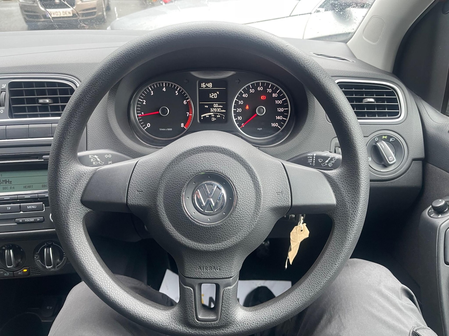 Used Volkswagen Polo 2011 for sale - 77695898: Photo 39