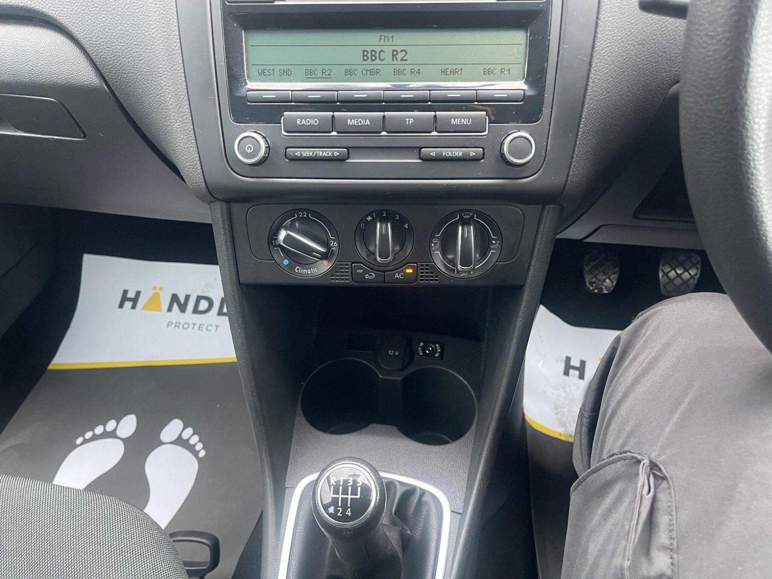 Used Volkswagen Polo 2011 for sale - 77695898: Photo 42