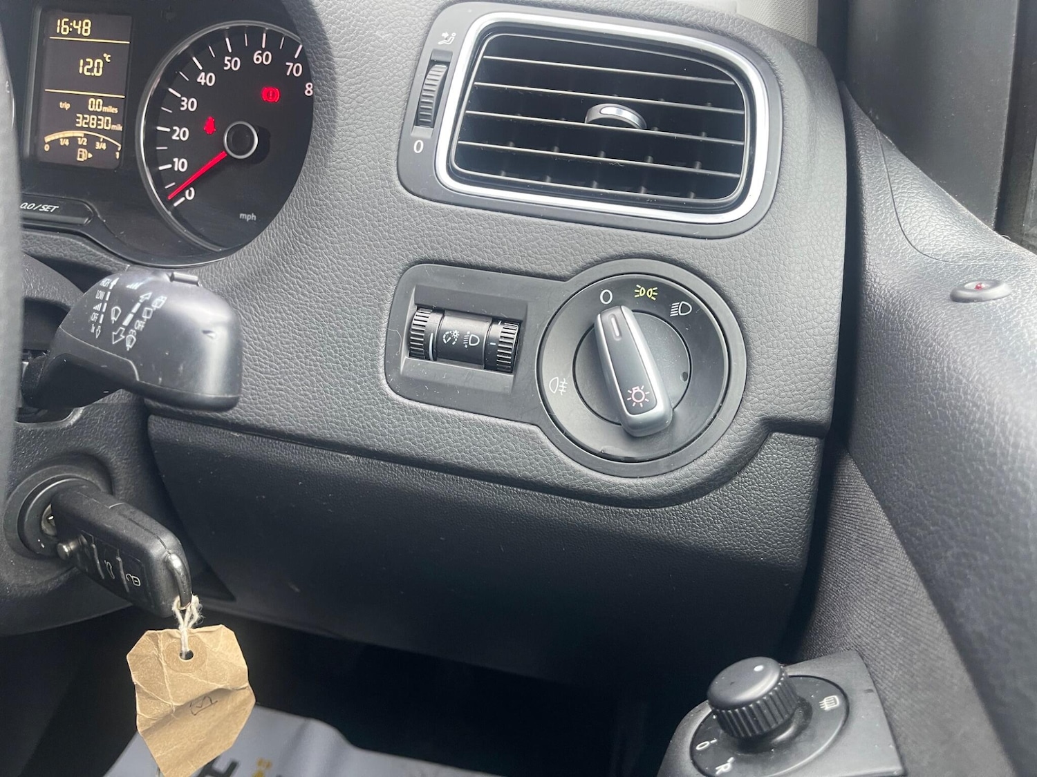 Used Volkswagen Polo 2011 for sale - 77695898: Photo 44