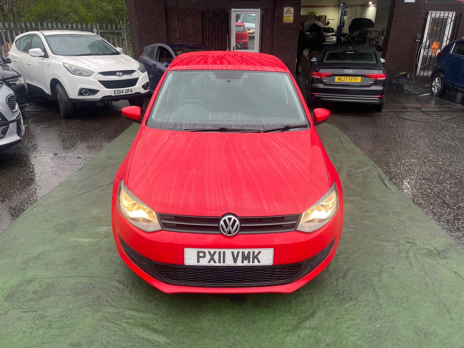 Used Volkswagen Polo 2011 for sale - 77695898: Photo 7