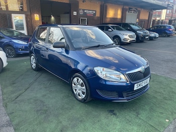 Used Skoda Fabia 2010 for sale - 77893025: Photo