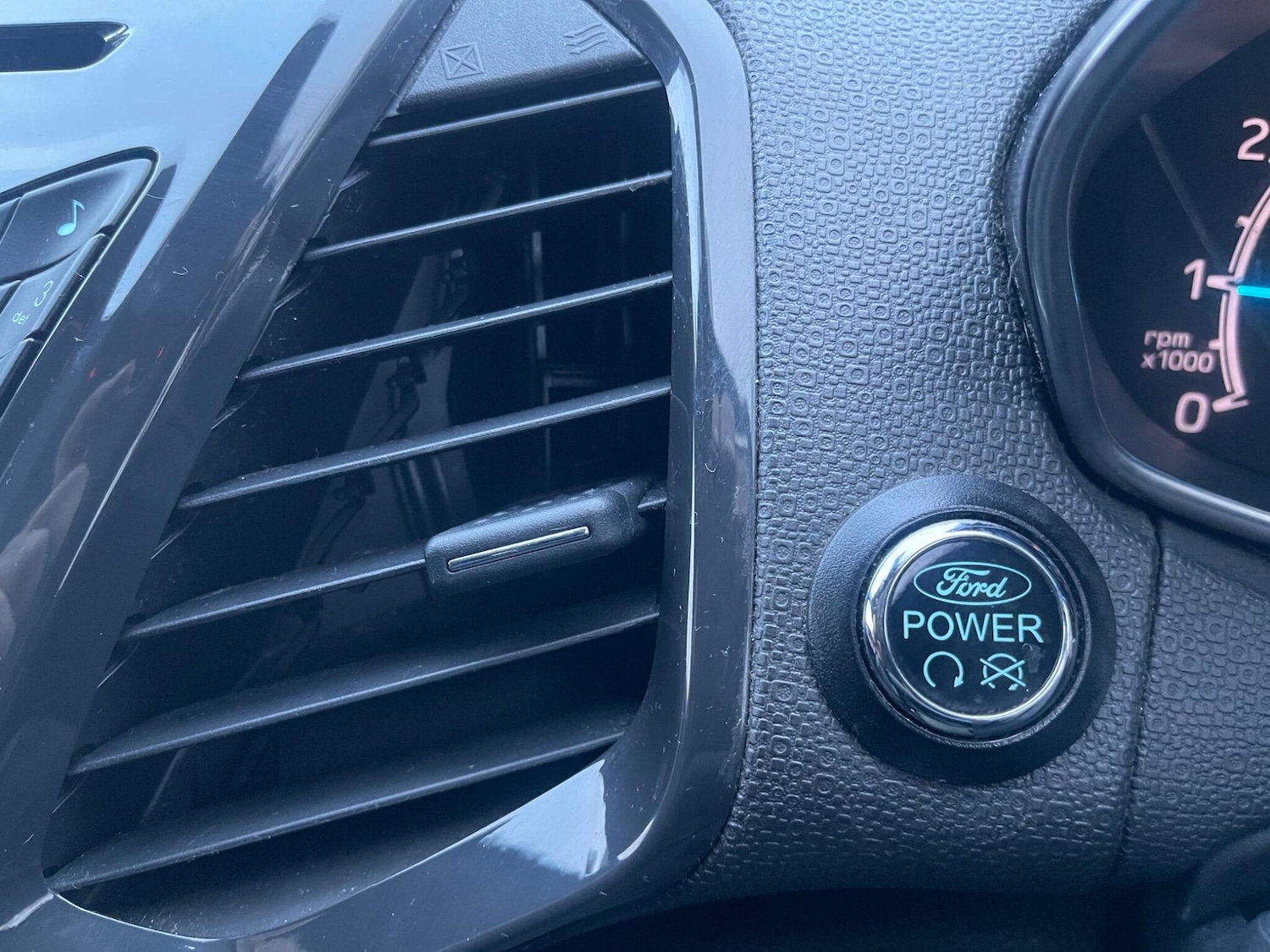 Used Ford Ecosport for sale - 77598601: Photo 48