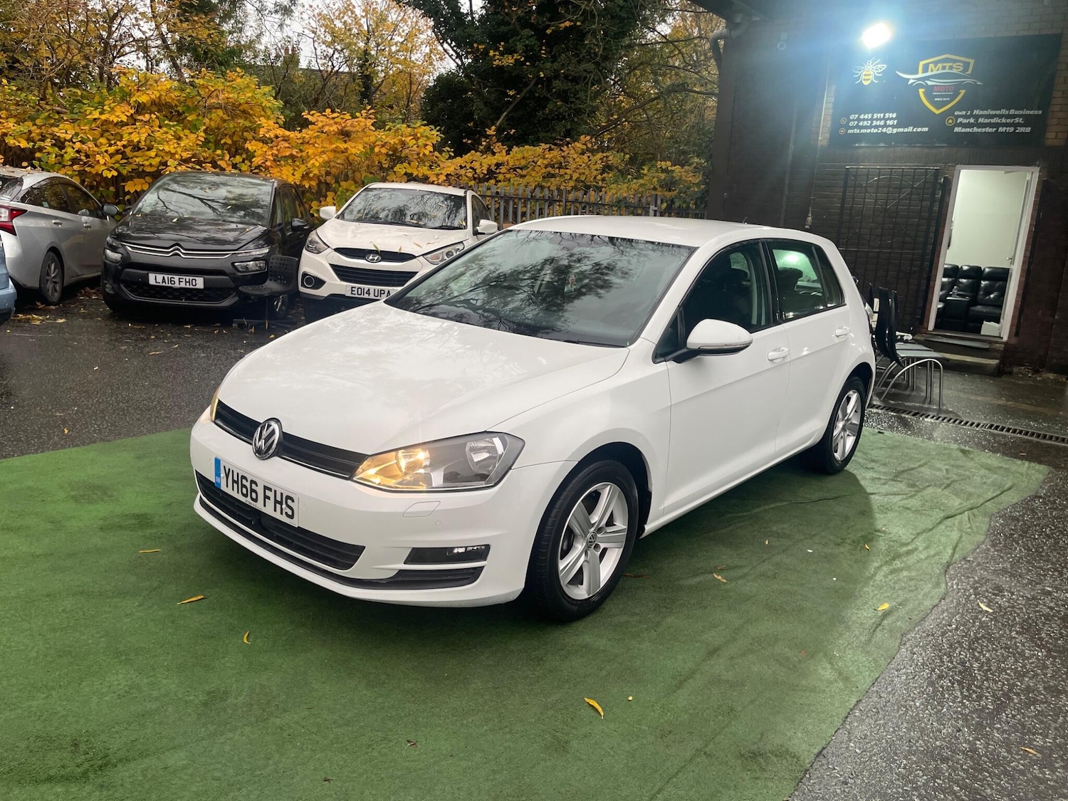 Used Volkswagen Golf 2016 for sale - 77597728: Photo 2