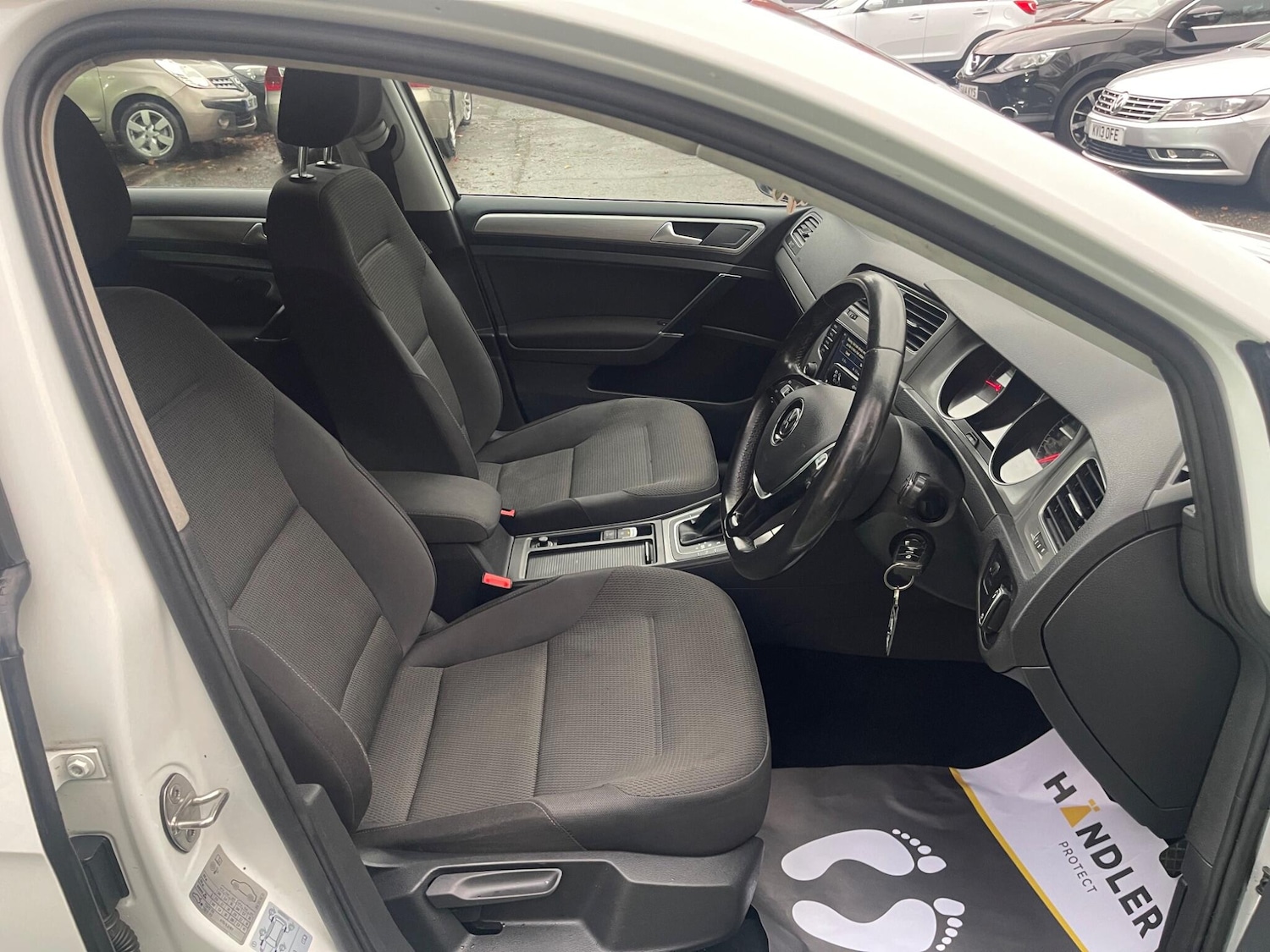 Used Volkswagen Golf 2016 for sale - 77597728: Photo 24