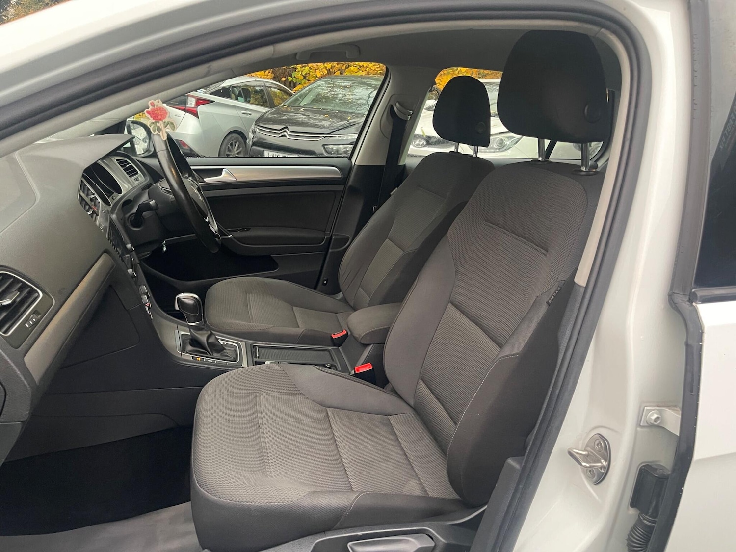 Used Volkswagen Golf 2016 for sale - 77597728: Photo 38