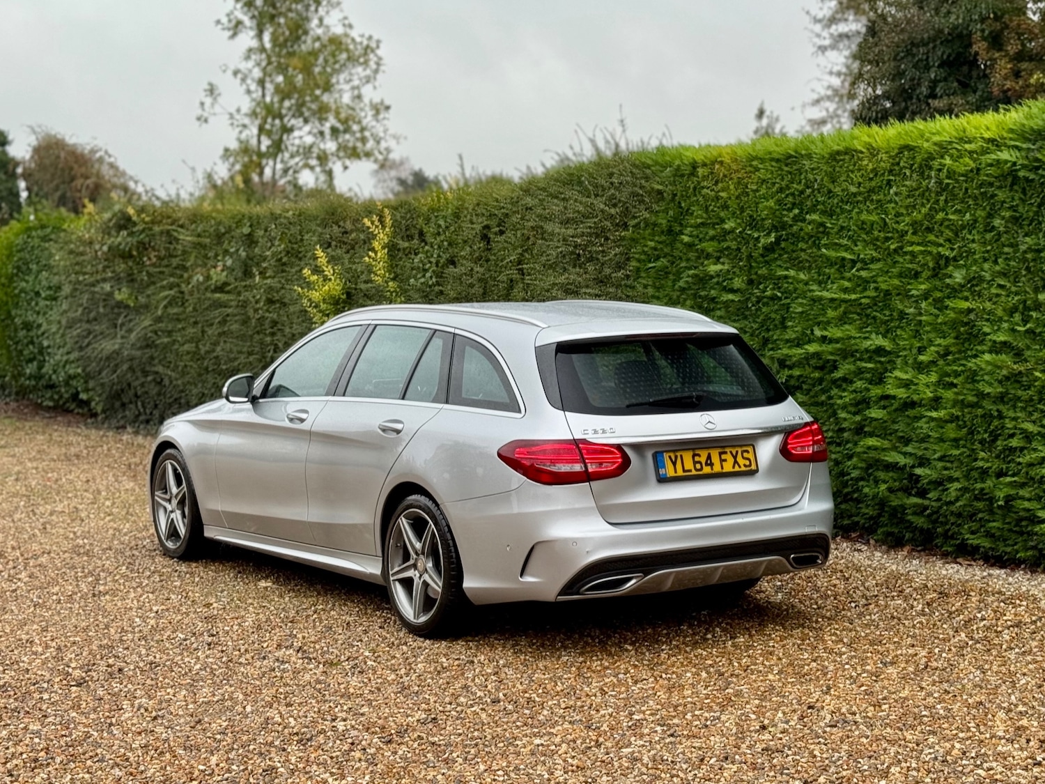 Used Mercedes-Benz C Class 2015 for sale - 76611455: Photo 2
