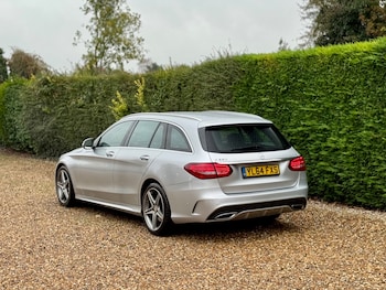 Used Mercedes-Benz C Class 2015 for sale - 76611455: Photo