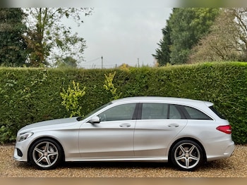 Used Mercedes-Benz C Class 2015 for sale - 76611455: Photo