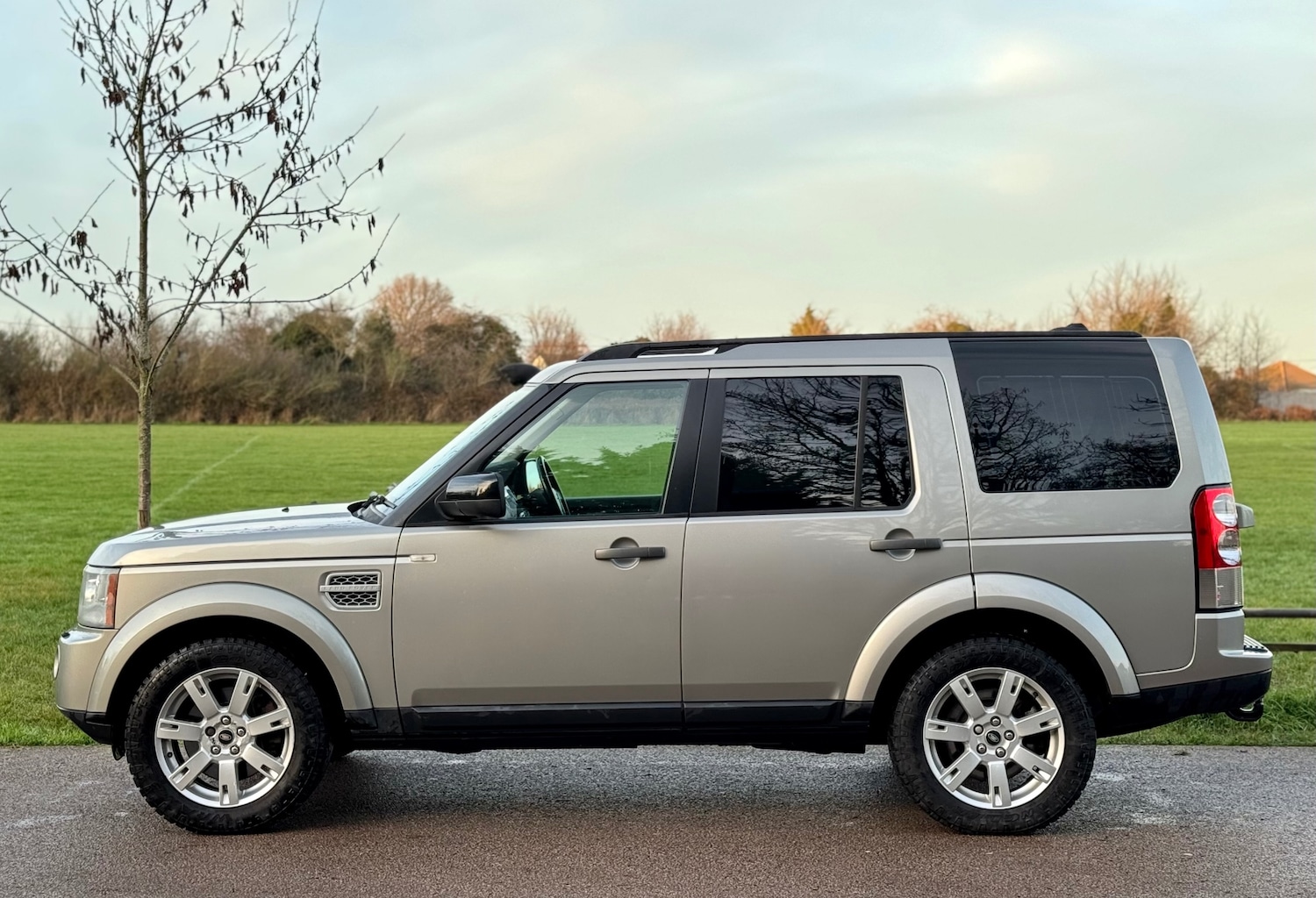 Used Land Rover Discovery 2010 for sale - 76934895: Photo 7