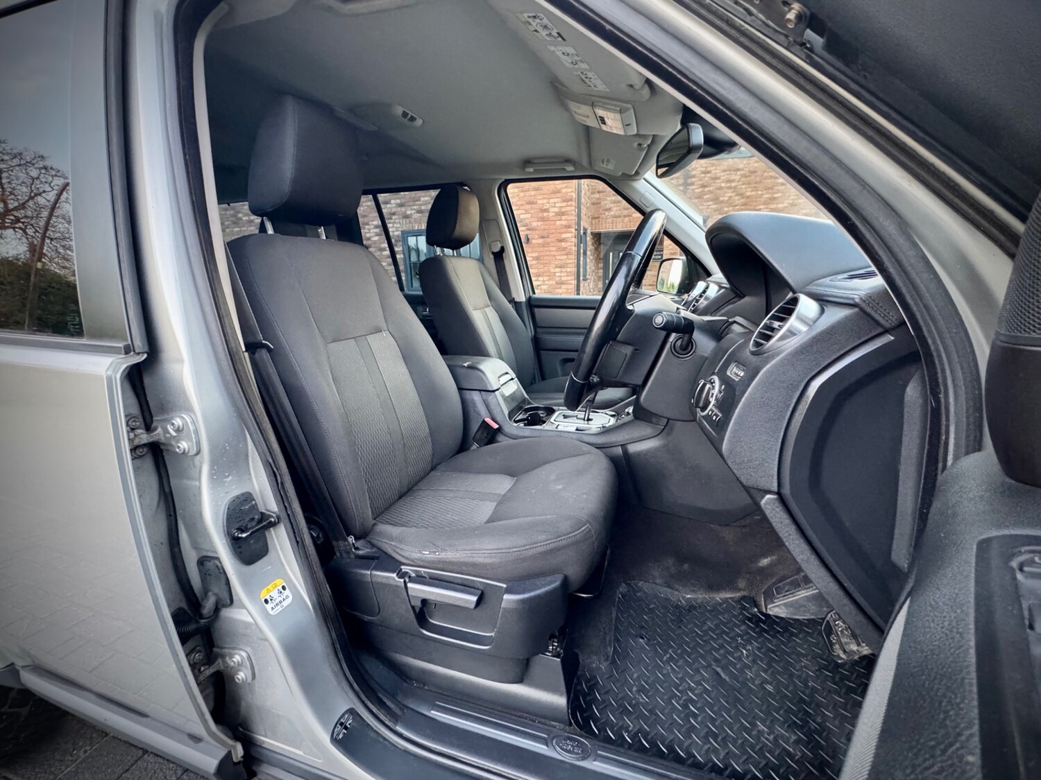 Used Land Rover Discovery 2010 for sale - 76934895: Photo 9