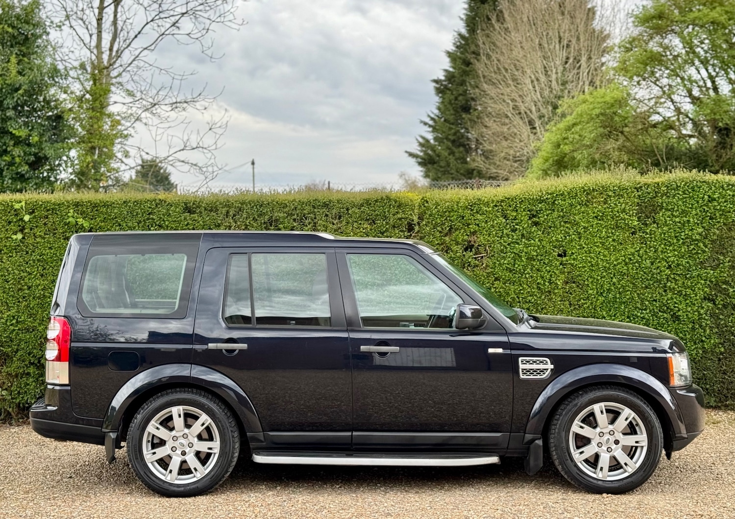 Used Land Rover Discovery 2010 for sale - 78209824: Photo 3