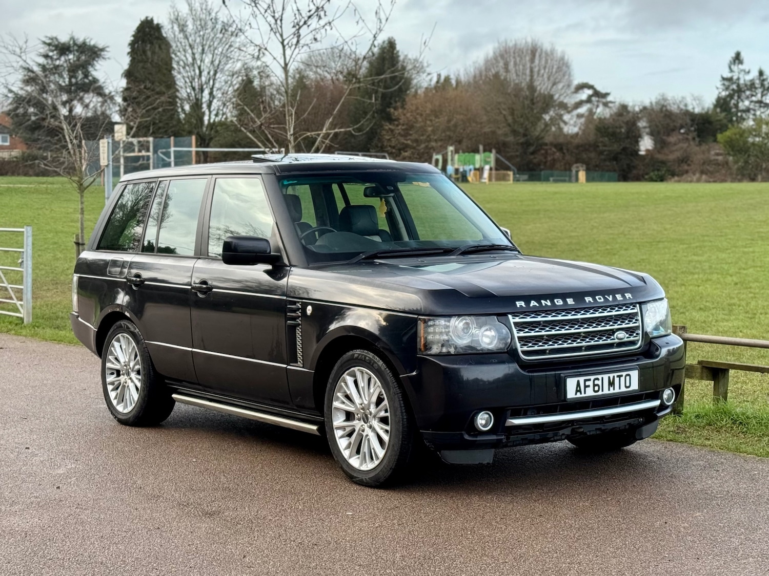Used Land Rover Range Rover 2011 for sale - 77385090: Photo 2
