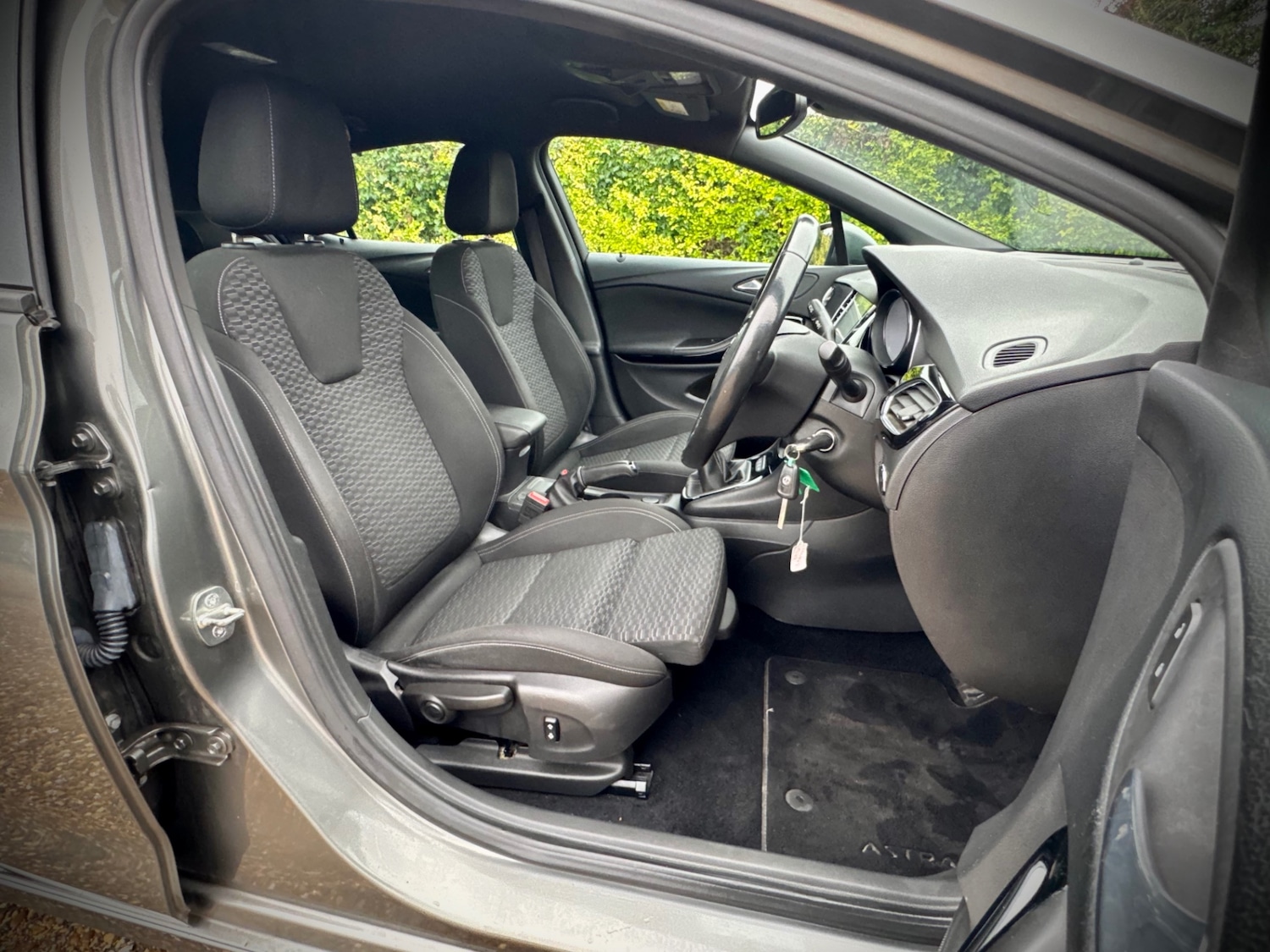 Used Vauxhall Astra 2018 for sale - 76986620: Photo 15