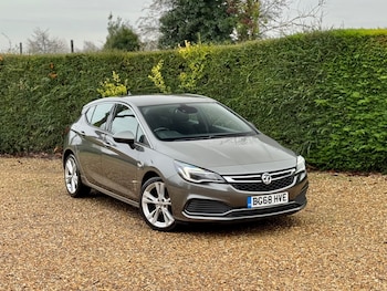 Used Vauxhall Astra 2018 for sale - 76986620: Photo