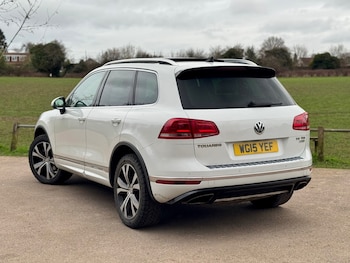 Used Volkswagen Touareg 2015 for sale - 77694733: Photo