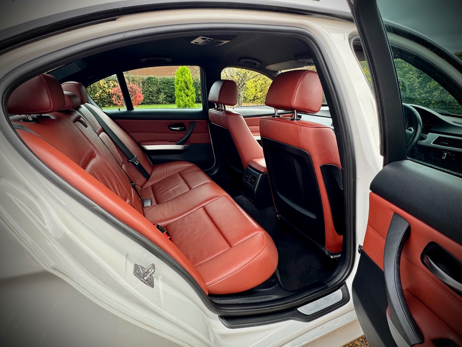 Used BMW 3 Series 2012 for sale - 76611446: Photo 12