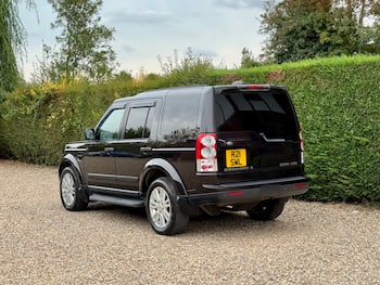 Used Land Rover Discovery 2010 for sale - 79360570: Photo