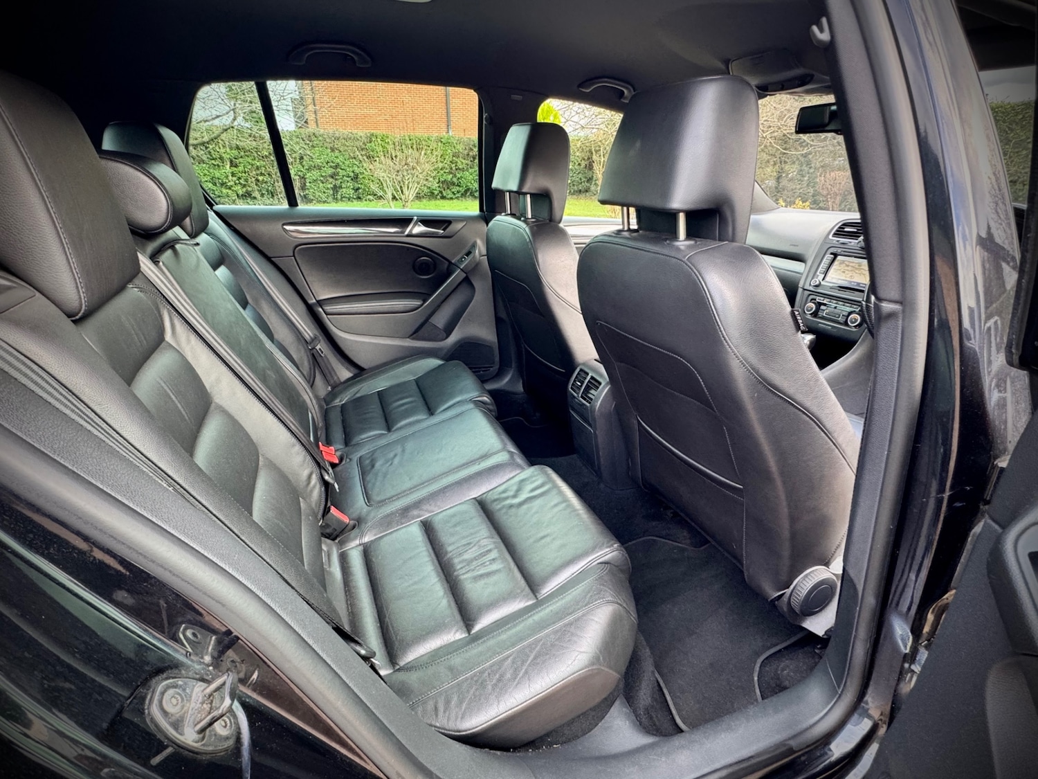 Used Volkswagen Golf 2011 for sale - 77694723: Photo 12