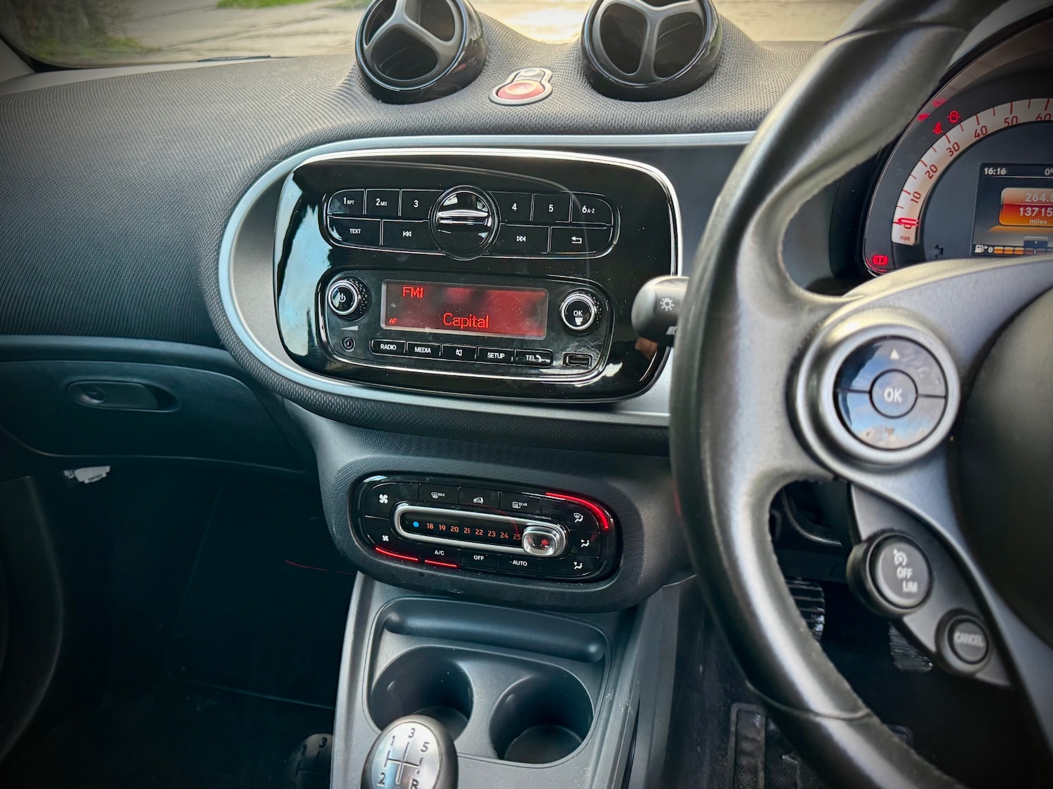 Used smart fortwo 2016 for sale - 77694729: Photo 12