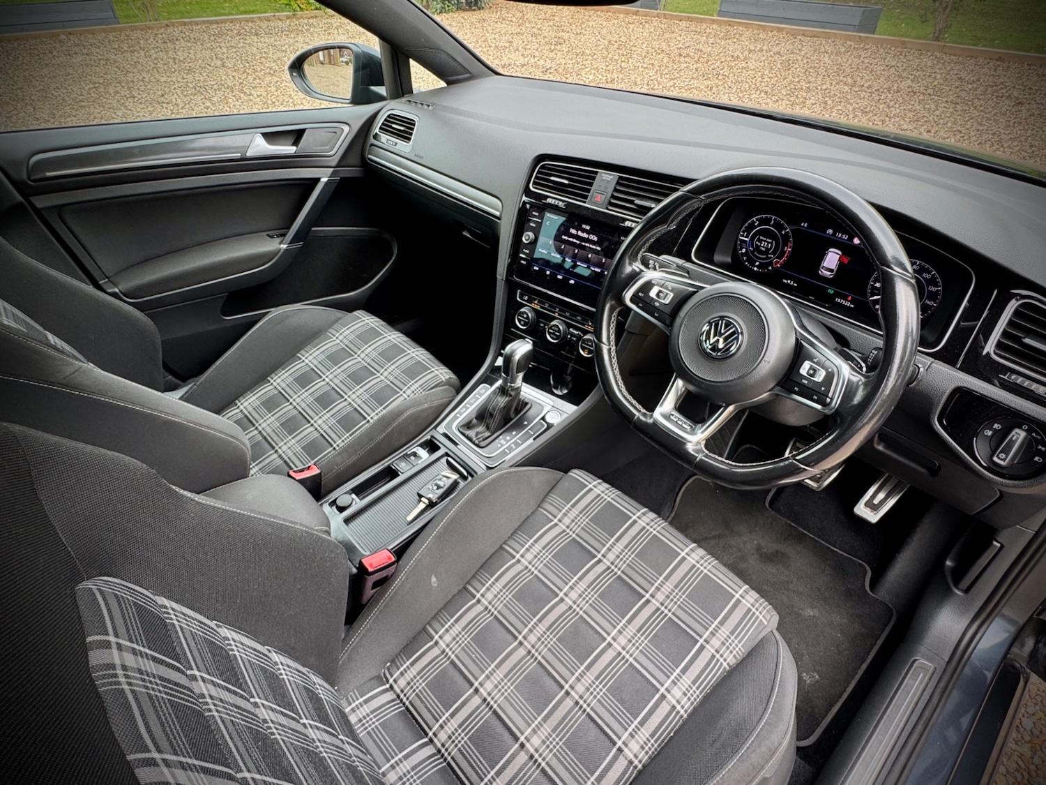 Used Volkswagen Golf 2019 for sale - 76616904: Photo 15