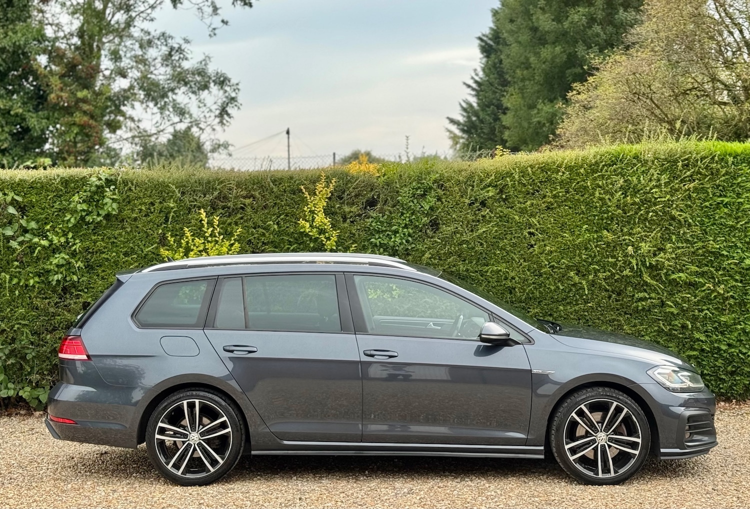 Used Volkswagen Golf 2019 for sale - 76616904: Photo 3
