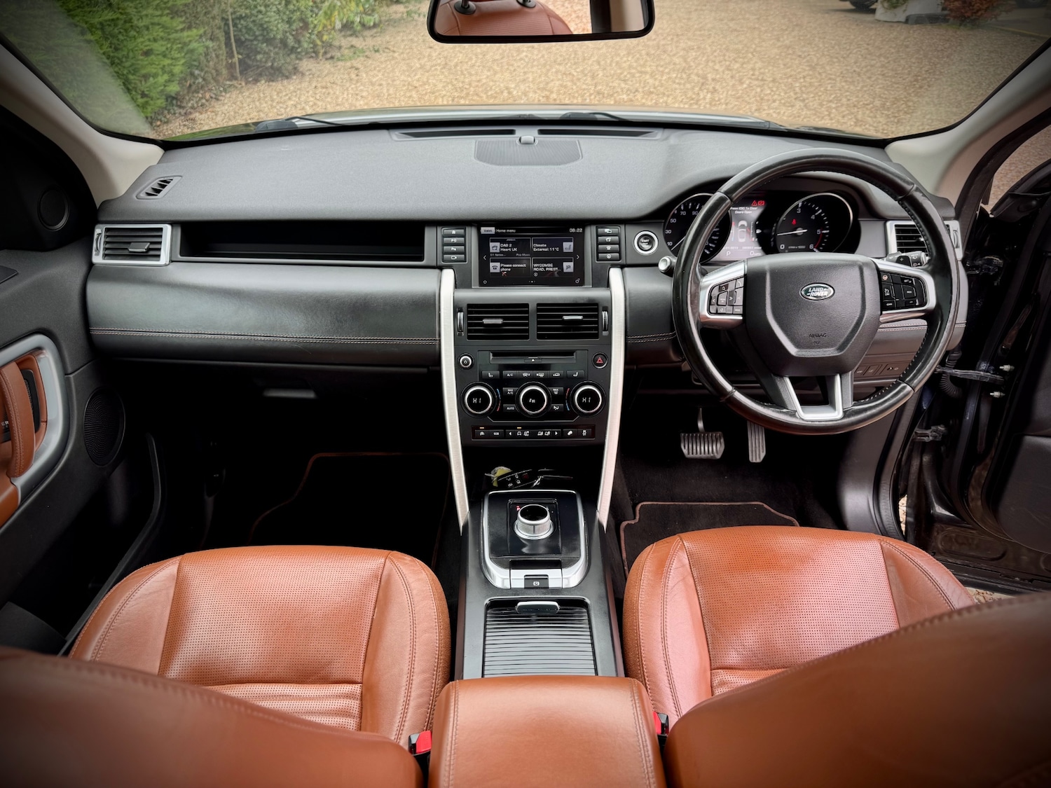 Used Land Rover Discovery Sport 2015 for sale - 76616635: Photo 15