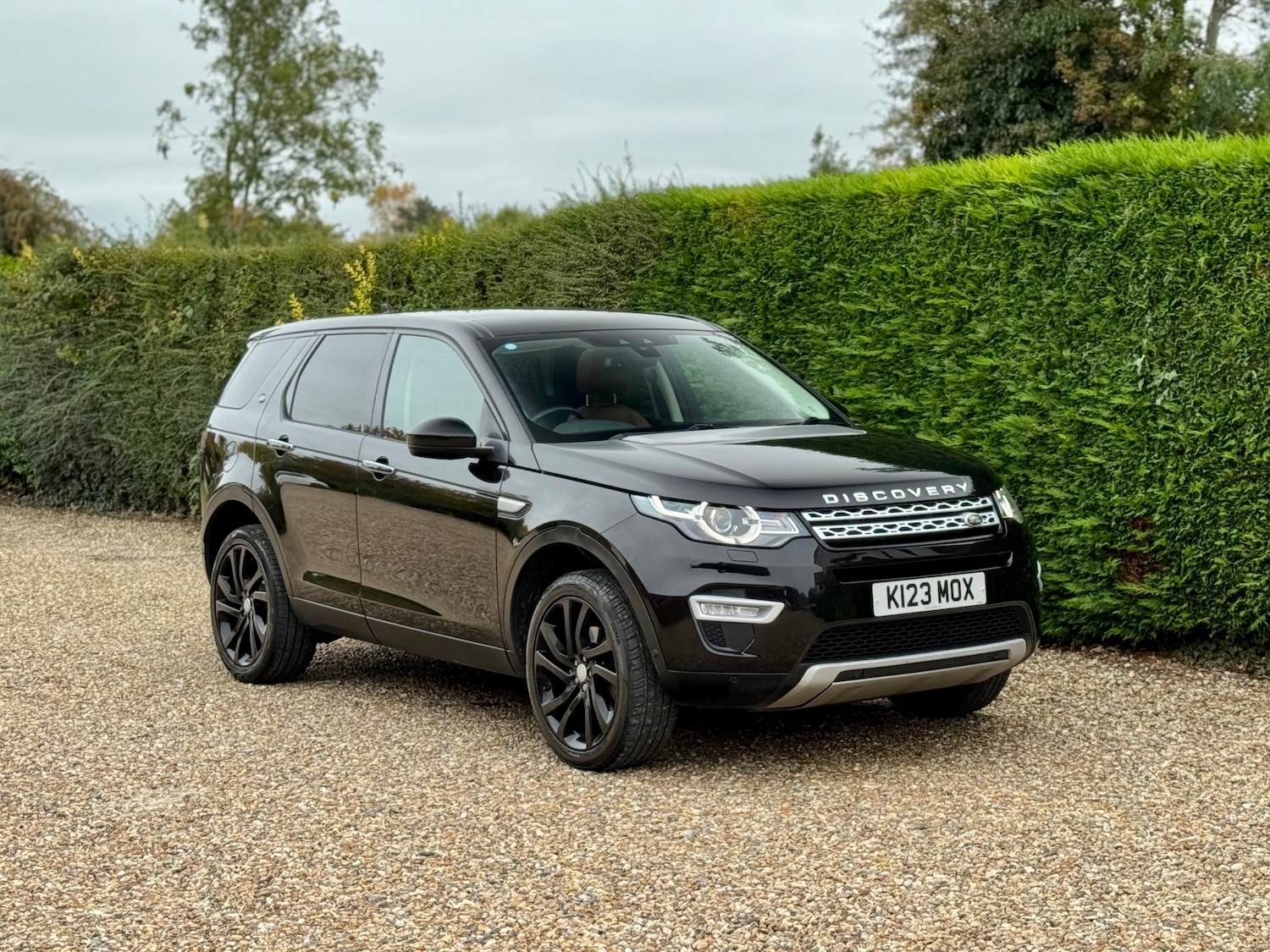 Used Land Rover Discovery Sport 2015 for sale - 76616635: Photo 2
