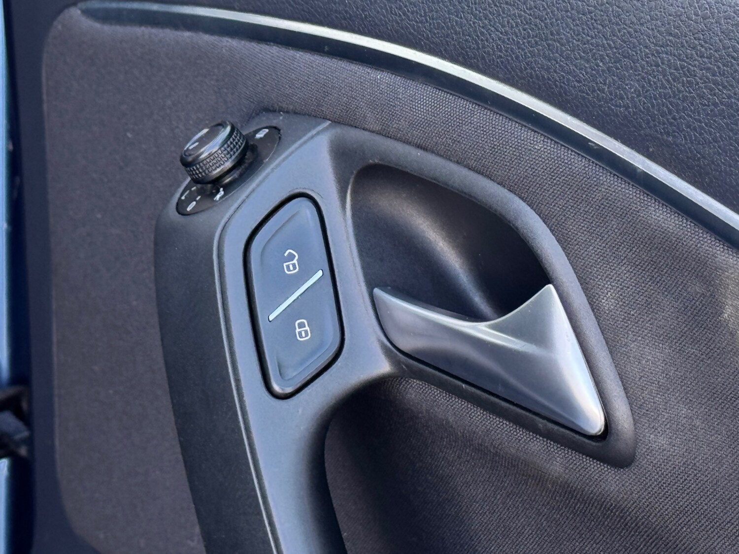 Used Volkswagen Polo 2015 for sale - 77897401: Photo 15