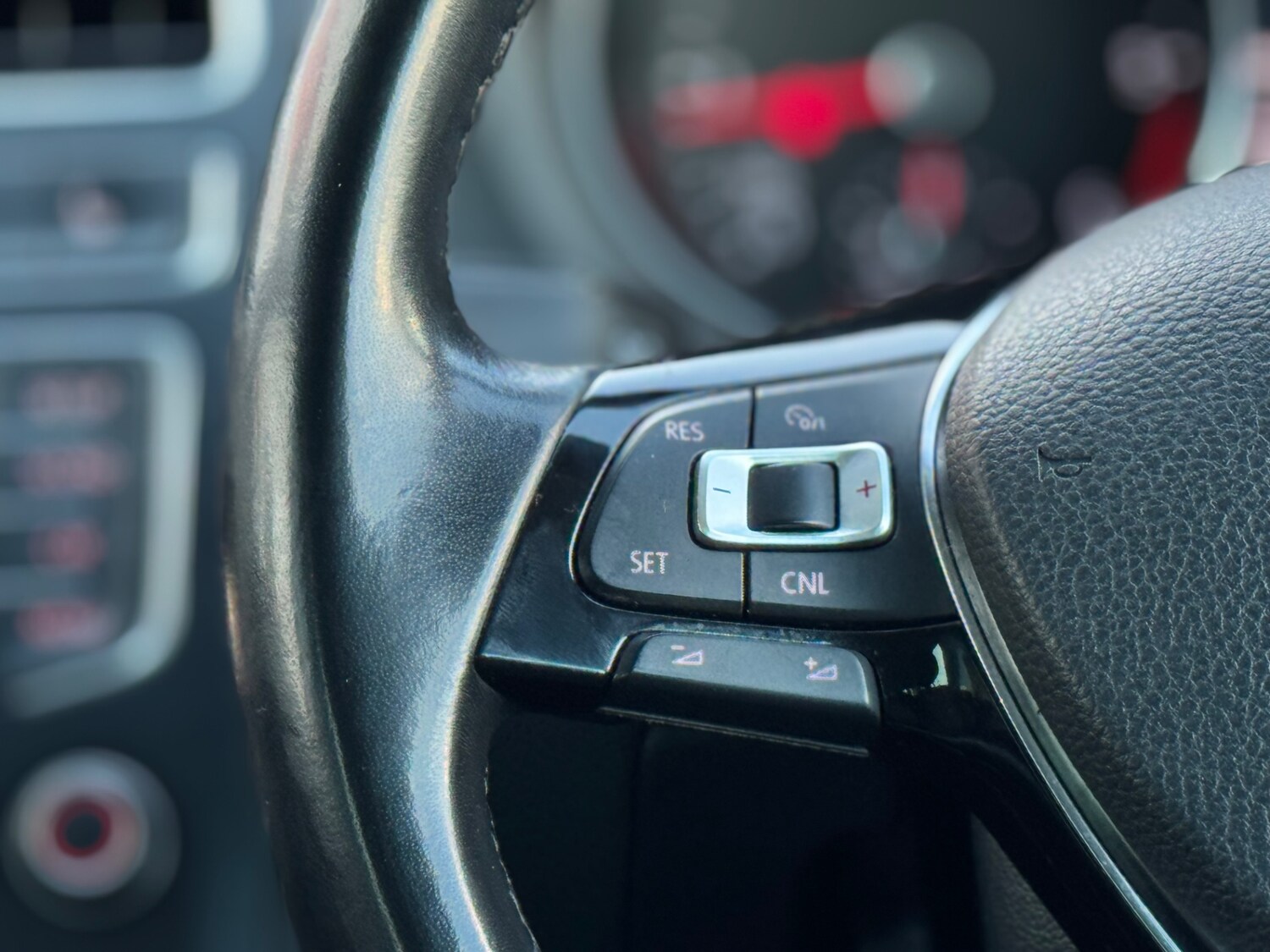 Used Volkswagen Polo 2015 for sale - 77897401: Photo 20