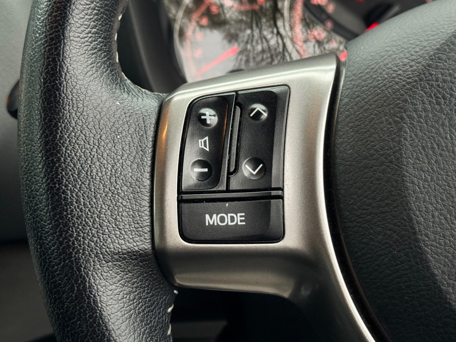 Used Toyota Yaris 2017 for sale - 77306373: Photo 16