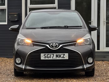 Used Toyota Yaris 2017 for sale - 77306373: Photo