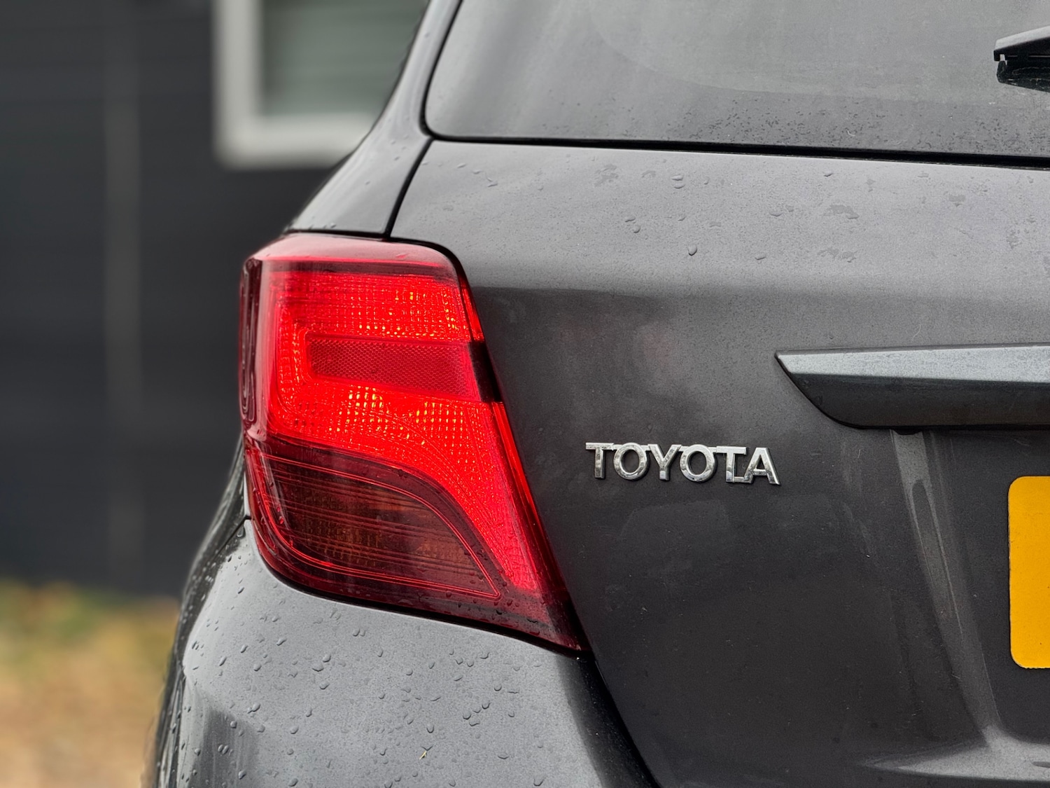 Used Toyota Yaris 2017 for sale - 77306373: Photo 7