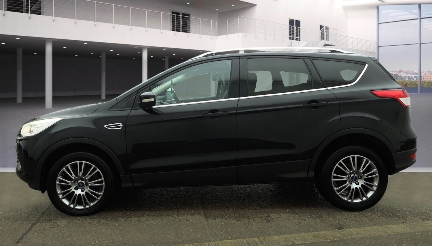 Used Ford Kuga 2014 for sale - 77926302: Photo 2