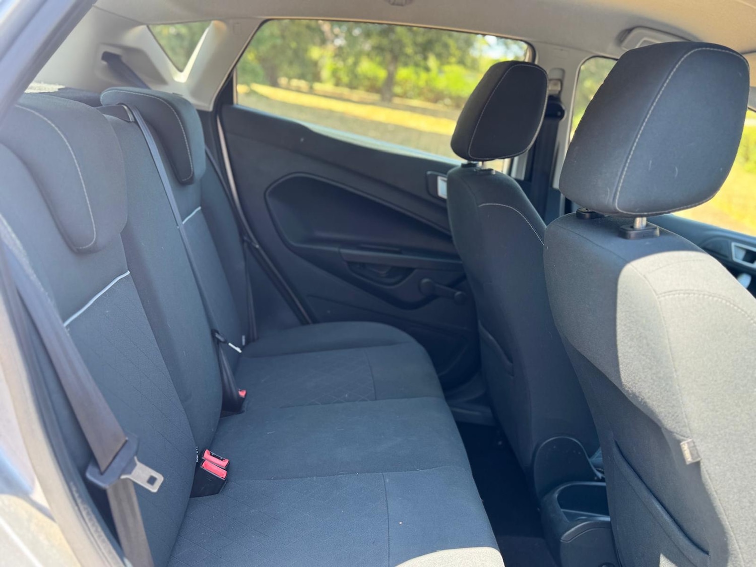 Used Ford Fiesta 2011 for sale - 76380379: Photo 15