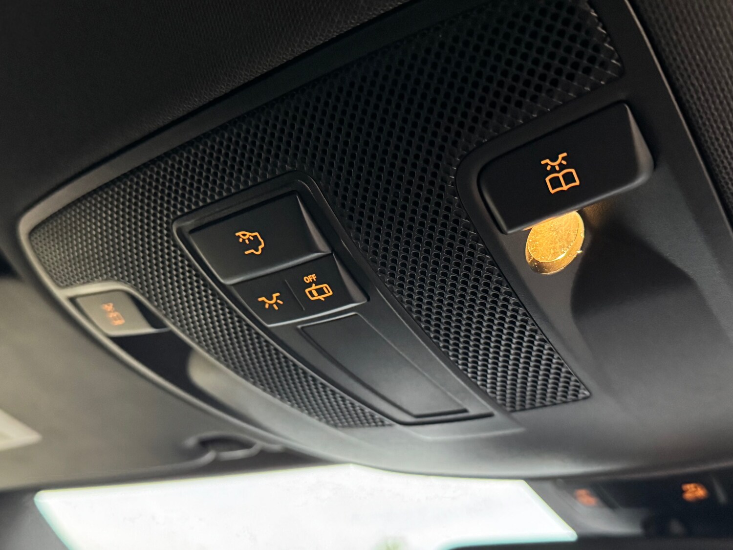 Used Mercedes-Benz A-Class 2014 for sale - 76226158: Photo 24