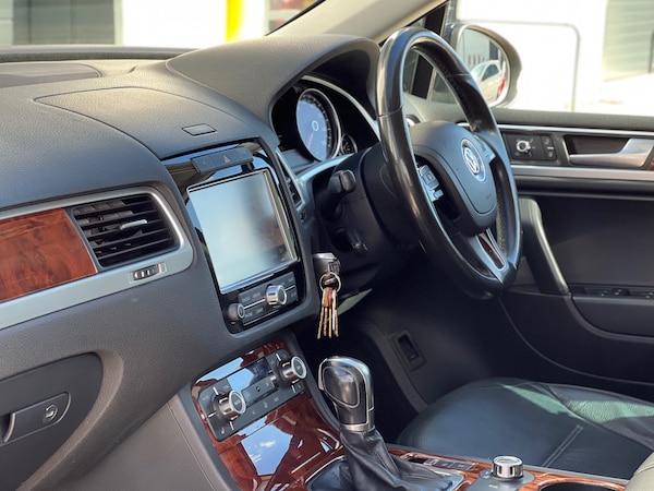 Used Volkswagen Touareg 2013 for sale - 76037576: Photo 36